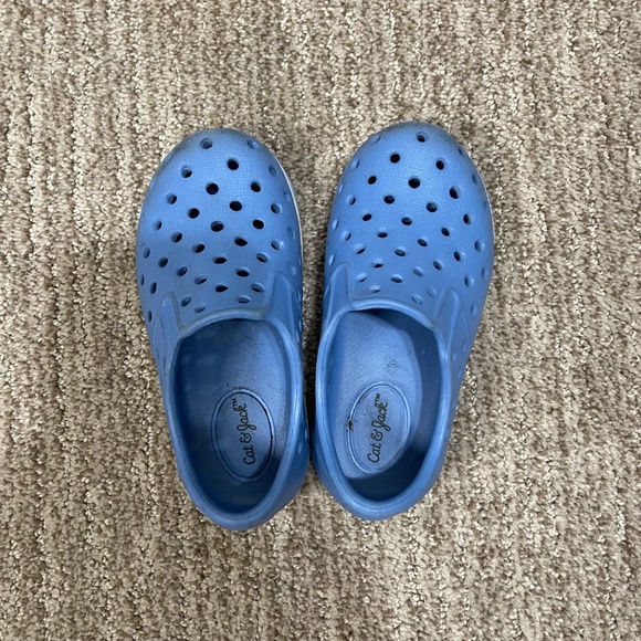 Cat &‎ Jack Kids' Outdoor Slip-On Shoes – Size 7 - Picture 6 of 6